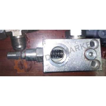 Б/у Distributor Hidrolik untuk sistem dua sirkuit 180 bar / 3/4"