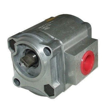 Pompa Haco P010 pada hidrolik lift.