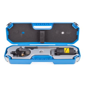 Oil Injector SKF 226400 E – Pompa Injeksi Oli 300 MPa (43 500 psi)