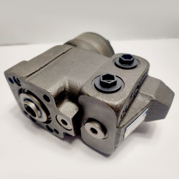 Pompa dosis untuk traktor MTS Hydro-pack HKUS 160/5-100