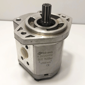 Pompa pada traktor Toyota 25C25X850-F Hydro-pack