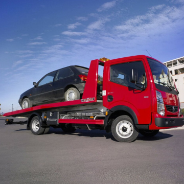 Hidrolika pada evakuator dengan lantai hidrolik geser